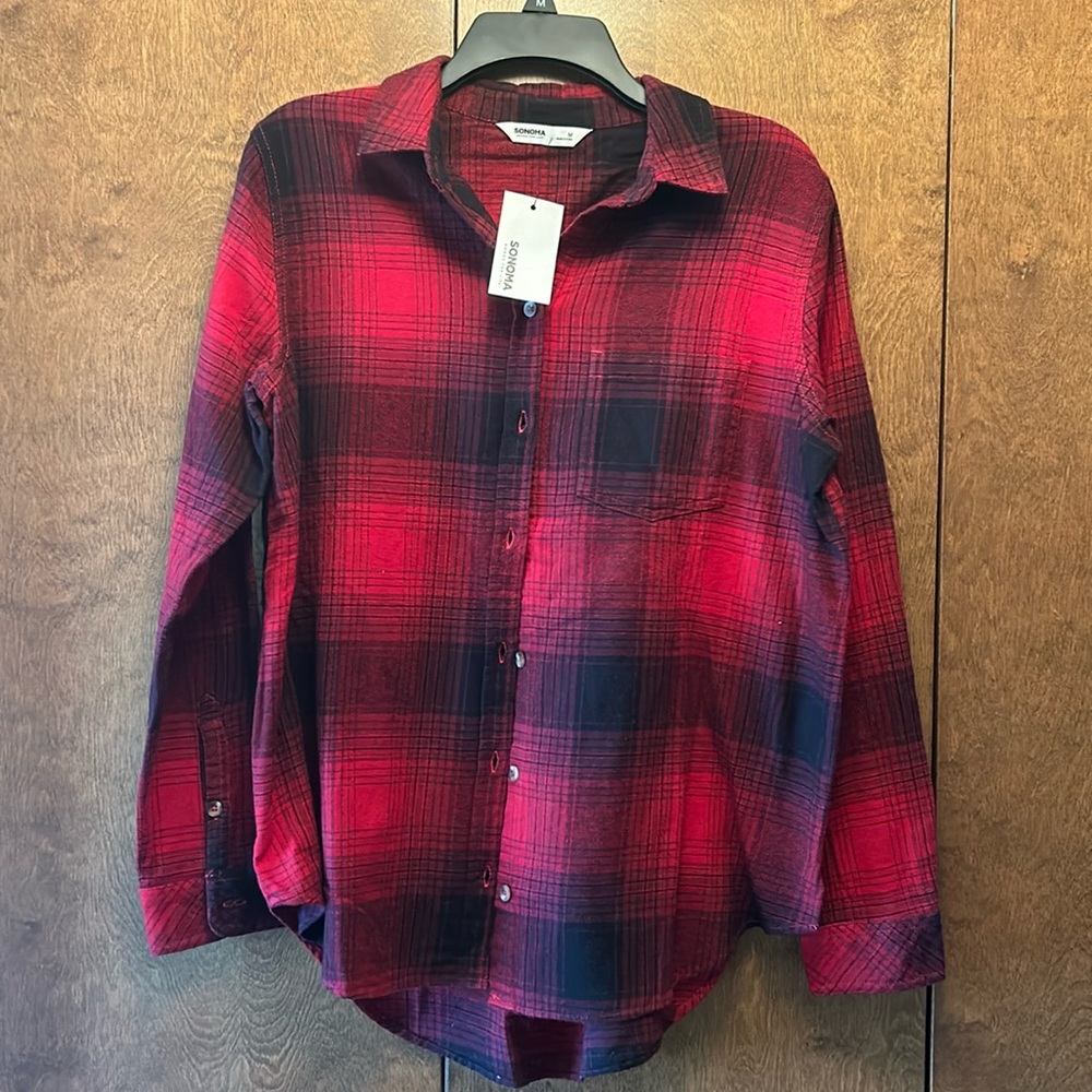NWT flannel shirt by Sonoma. Size M